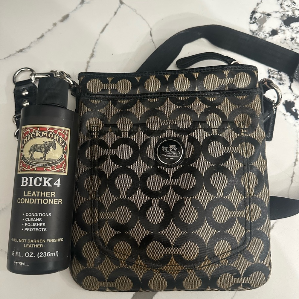 Coach crossbody